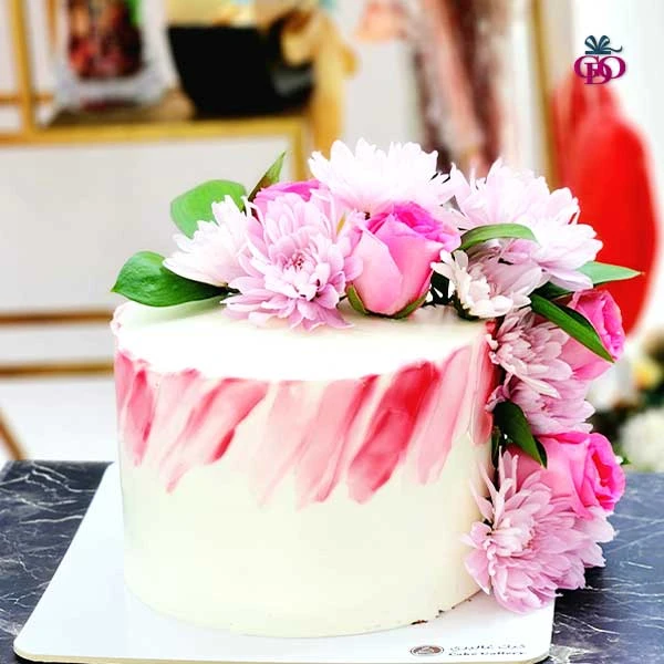 Order Fresh Flower Cake Delivery in UAE